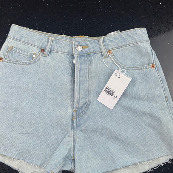 Short H&M Blue Jean Shorts Classic Cut-Off Style - Picture 1 of 7